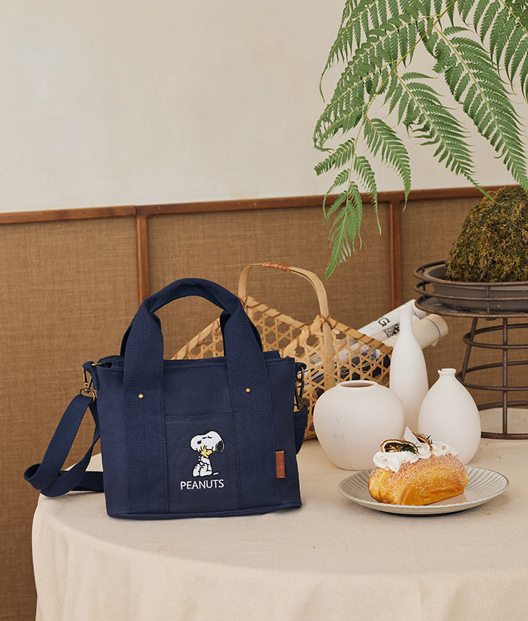 SNOOPY x Kiiwi O! 聯名款.多隔層厚磅帆布兩用托特包 MISA 海軍藍(1入)
