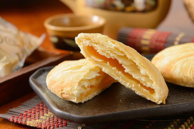 紅櫻花 【鴻福御禮】綜合素食 原味奶油酥餅X5 / 素食Q餅X5