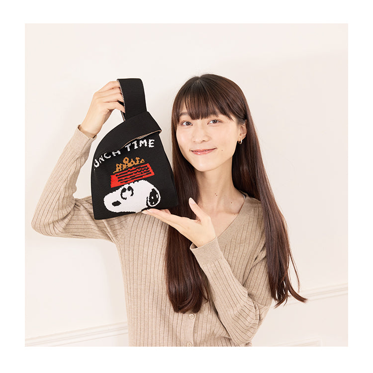 Snoopy 史努比聯名款.針織多變手腕包 美味時刻(1入)