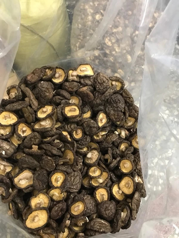 福霖食品 樂耘糧倉 台灣鯉魚尾 乾香菇 150克