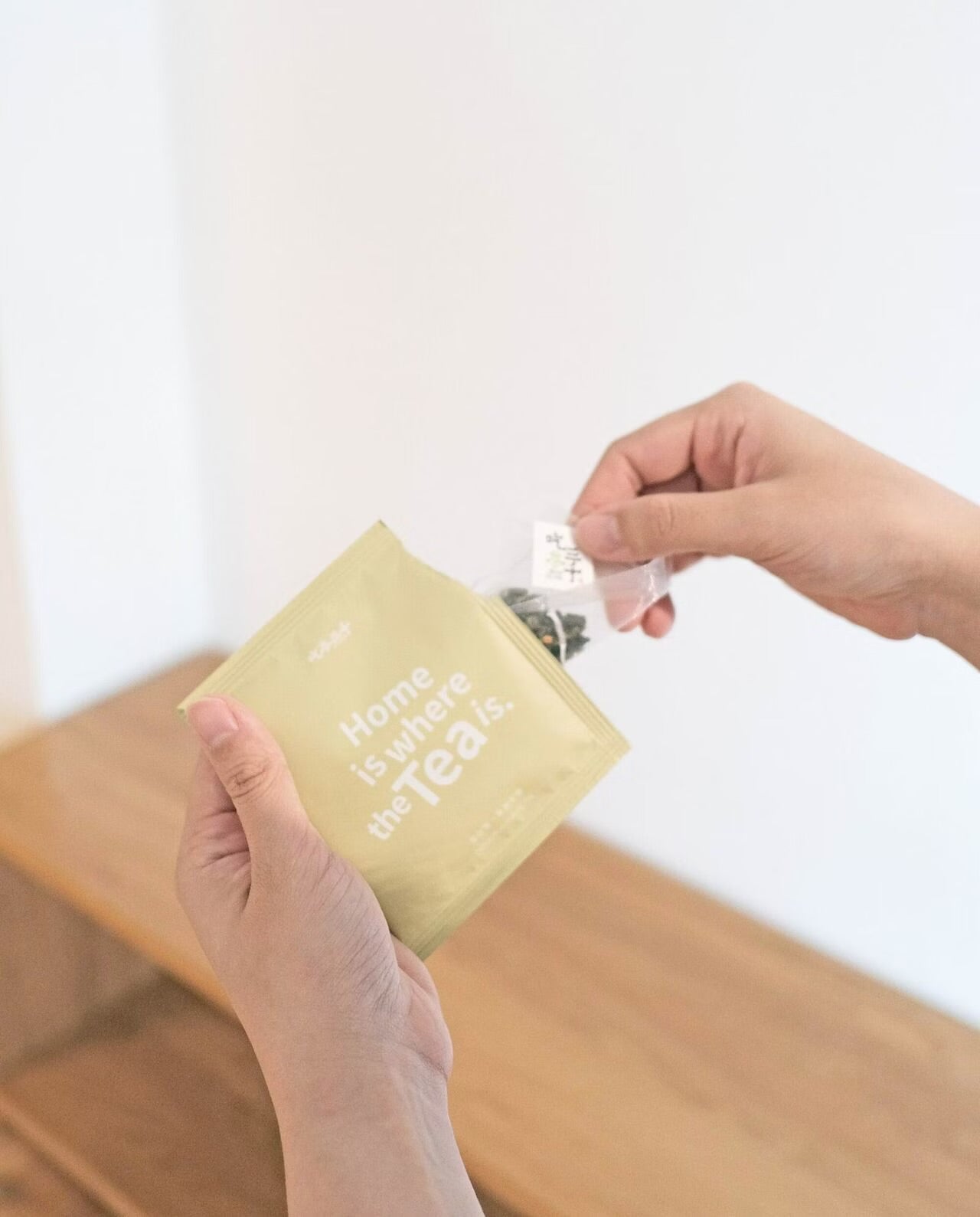 吃茶三千 簡單提袋三角茶包禮盒 Chichasanchen Pyramid Tea Bag Set - Simple Carry Bag(15入)