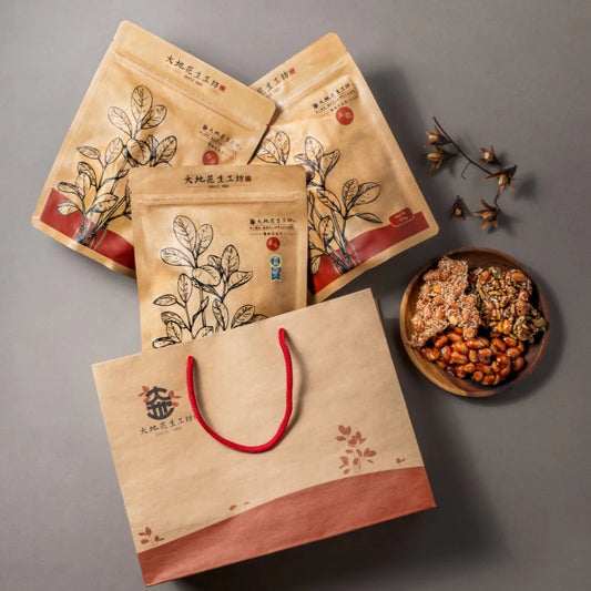 【大地花生工坊】花生片組合 200g/袋（三袋入） 原味花生片、白芝麻花生片、五穀花生片