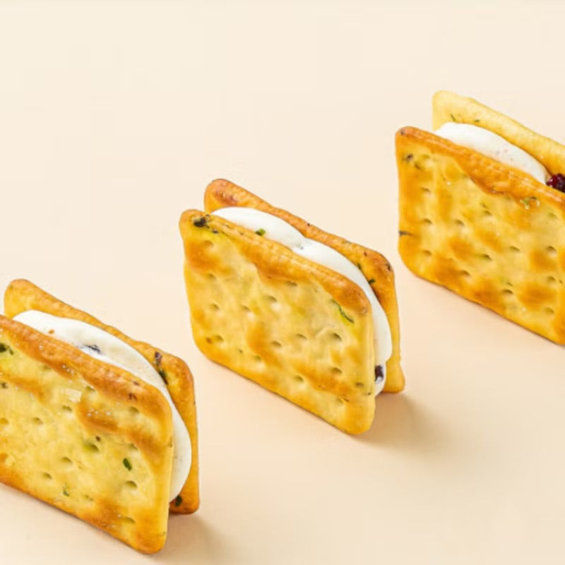【中秋禮盒 】蔓越莓蔥蘇打牛軋餅 | 12pcs