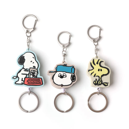 Norns Peanuts史努比伸縮易拉扣- Norns Original Design Snoopy伸縮證件夾 鑰匙圈 吊飾(1入)